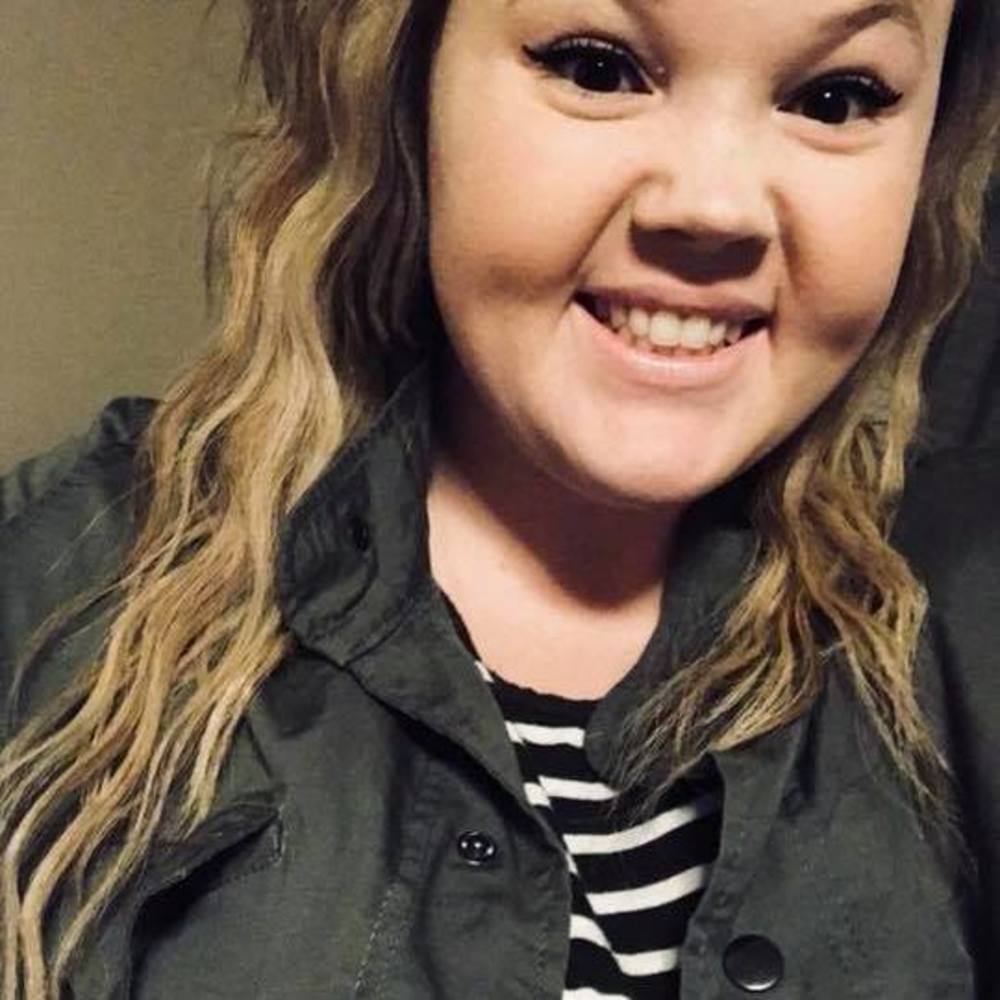 Meet your Posher, Lacey